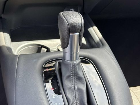 Used 2023 Honda HR-V LX image 14