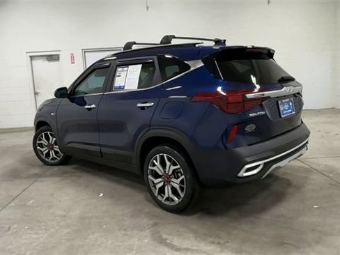 Used 2023 Kia Seltos SX image 9