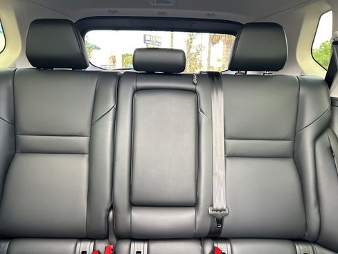 Used 2026 Nissan Rogue SV FWD image 14