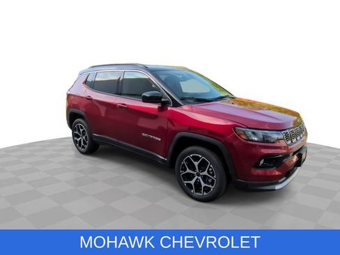 Used 2026 Jeep Compass Limited AWD/4WD image 2