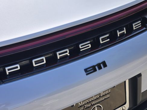 Used 2026 Porsche 911 Carrera RWD image 13