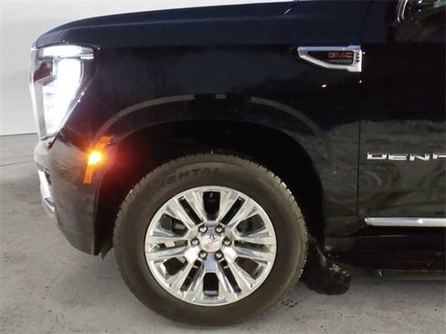 Used 2025 GMC Yukon Denali image 13