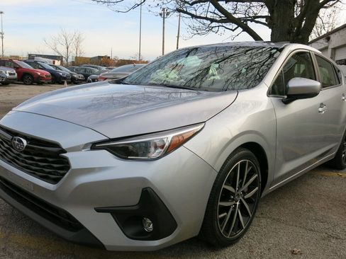 Used 2024 Subaru Impreza 2.0i Sport image 2