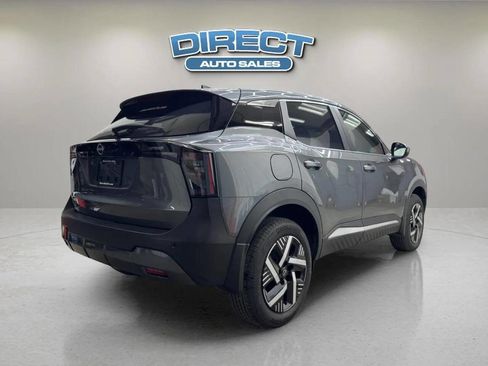 Used 2025 Nissan Kicks SV FWD image 6