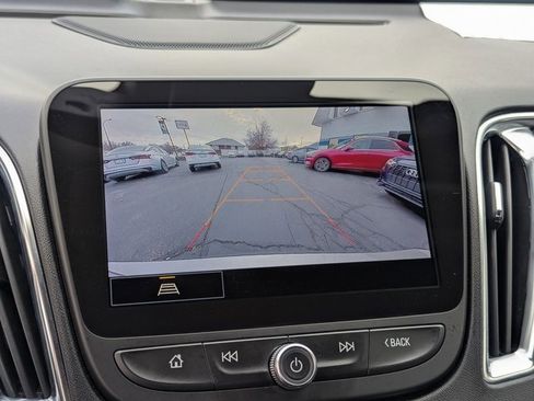 Used 2024 Chevrolet Malibu LT image 15