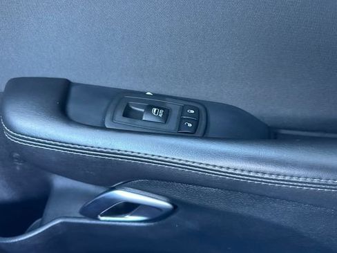 Used 2019 Dodge Challenger SXT w/ Blacktop Package image 18