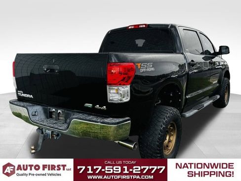 Used 2013 Toyota Tundra 4x4 CrewMax w/ SR5 Pkg image 3