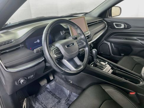 Used 2022 Jeep Compass High Altitude AWD/4WD image 9