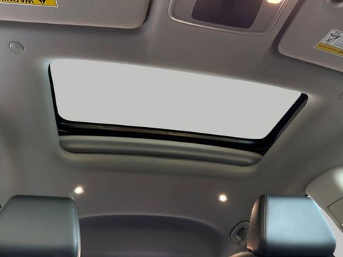 New 2026 Honda HR-V EX-L image 19