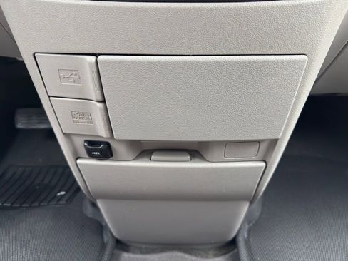 Used 2016 Honda Odyssey EX image 32