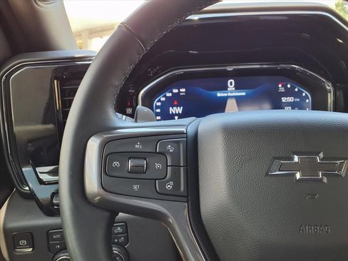 Used 2025 Chevrolet Silverado 1500 ZR2 w/ Technology Package AWD/4WD image 29