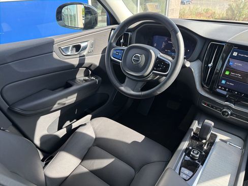 Used 2025 Volvo XC60 B5 Plus AWD/4WD image 12