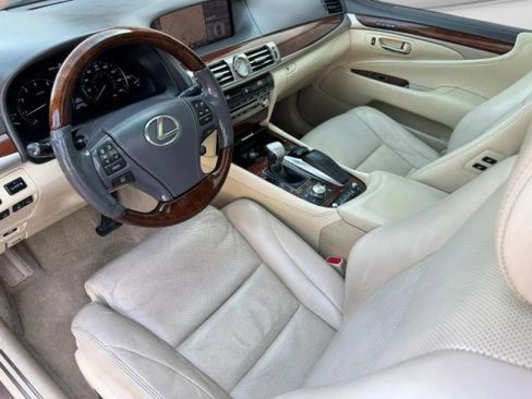 Used 2013 Lexus LS 460 L w/ Ultra Luxury Pkg AWD/4WD image 14