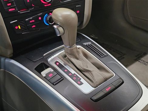 Used 2012 Audi A4 2.0T Premium w/ Style Pkg image 33