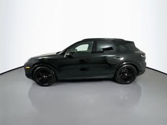 New 2026 Porsche Cayenne AWD/4WD video 2