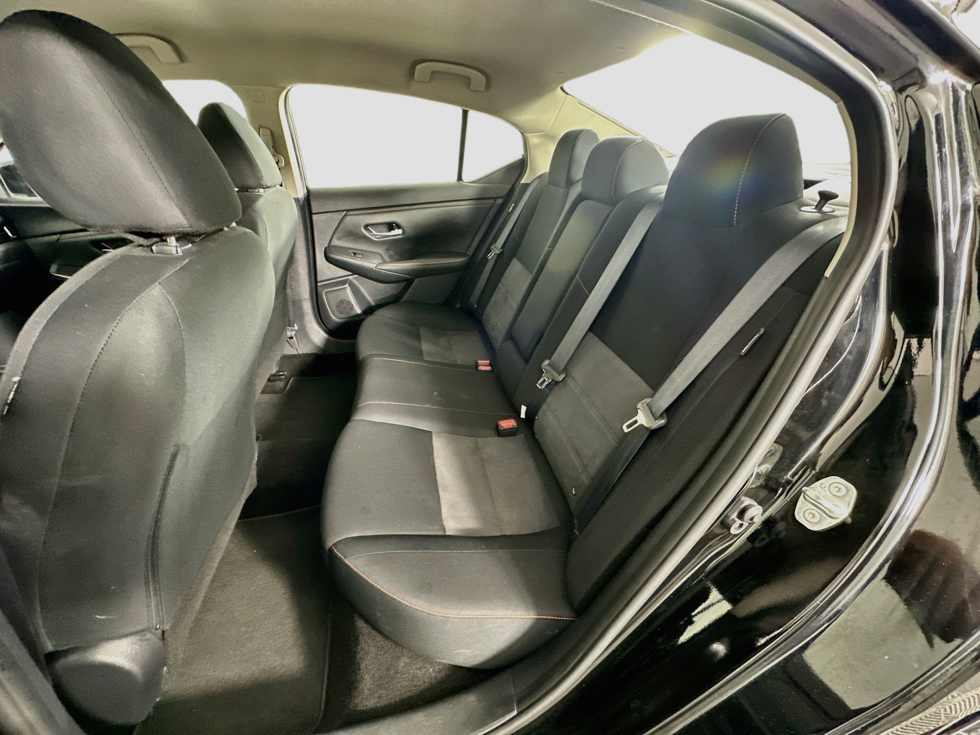 Used 2025 Nissan Sentra SR FWD image 26