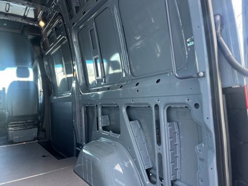 New 2025 Mercedes-Benz Sprinter 2500 image 18