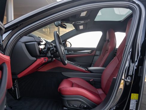Certified 2026 Porsche Panamera 4 AWD/4WD image 23