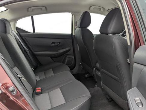 Used 2025 Nissan Sentra SV image 21