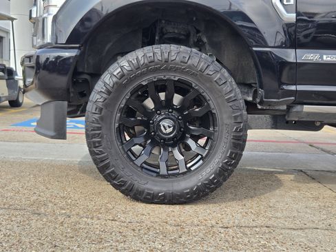 Used 2021 Ford F250 Limited w/ FX4 Off-Road Package image 7