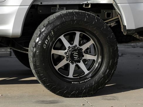 Used 2017 Ford F250 Lariat w/ FX4 Off-Road Package image 58