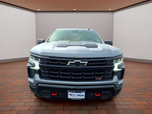 Used 2023 Chevrolet Silverado 1500 LT Trail Boss AWD/4WD image 3