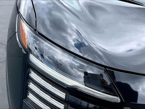 Certified 2025 Nissan Kicks SR AWD/4WD image 29