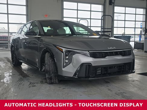 Used 2025 Kia K4 GT-Line w/ GT-Line Premium Package image 3