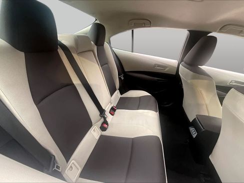 Used 2026 Toyota Corolla LE FWD image 18