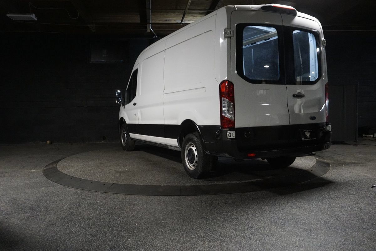 Used 2020 Ford Transit 250 Medium Roof w/ Load Area Protection Package RWD image 3