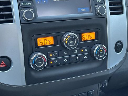 Used 2020 Nissan Frontier PRO-4X w/ Pro-4x Utility Package AWD/4WD image 19