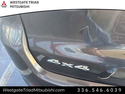 Used 2022 Jeep Compass Latitude AWD/4WD image 12