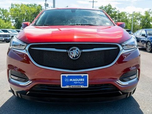 Used 2020 Buick Enclave Essence w/ LPO, Luxury Package AWD/4WD image 3