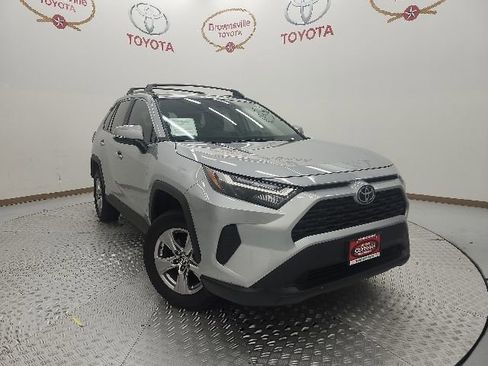 Certified 2025 Toyota RAV4 XLE FWD image 1