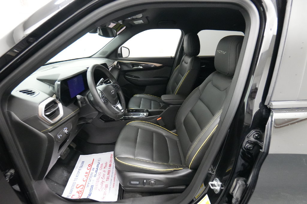 Used 2024 Chevrolet TrailBlazer ACTIV w/ Convenience Package AWD/4WD image 17
