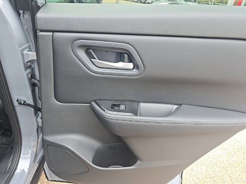 New 2026 Nissan Rogue SV image 29