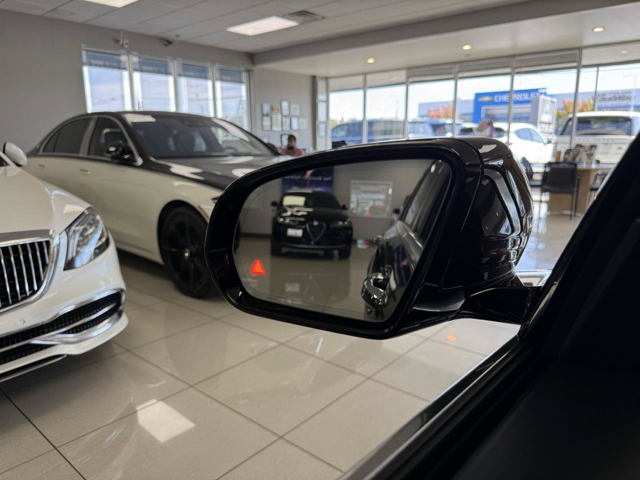 Used 2018 Mercedes-Benz S 560 Sedan image 33