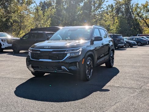 New 2026 Kia Seltos SX w/ SX Sunroof Package image 3