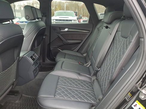Used 2019 Audi SQ5 Premium Plus w/ Premium Plus Package AWD/4WD image 10