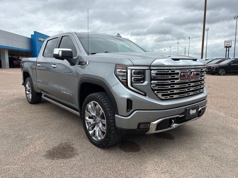 Used 2024 GMC Sierra 1500 Denali w/ Denali Reserve Package AWD/4WD image 8