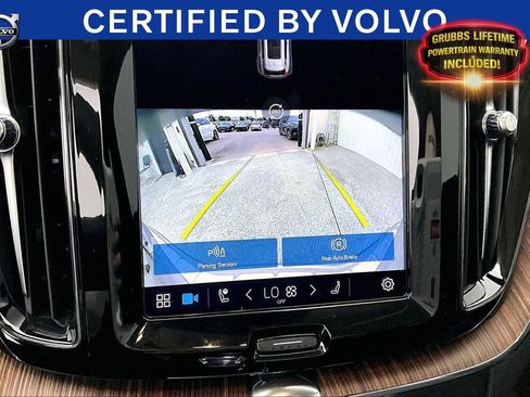 Used 2023 Volvo XC60 B5 Ultimate w/ Climate Package FWD image 30