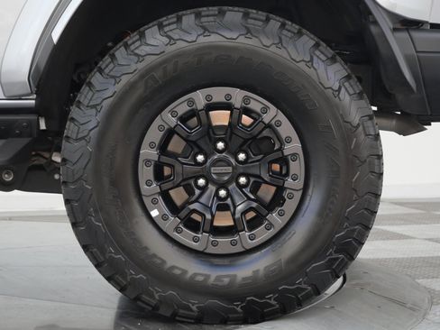 Used 2024 Ford Bronco Raptor w/ Interior Carbon Fiber Pack 6 AWD/4WD image 11