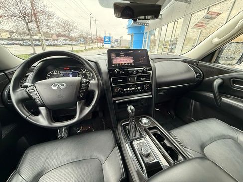 Used 2024 INFINITI QX80 Luxe AWD/4WD image 7
