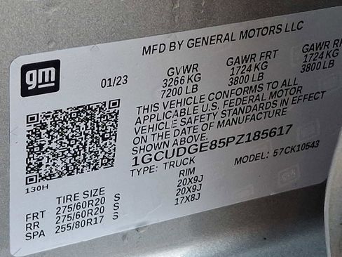 Certified 2023 Chevrolet Silverado 1500 LTZ w/ Technology Package image 26