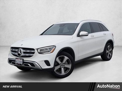 Certified 2022 Mercedes-Benz GLC 300 image 1