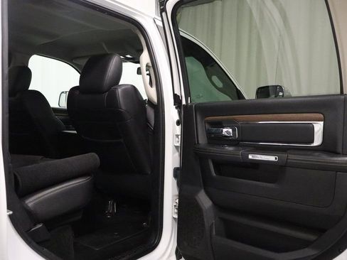 Used 2016 RAM 2500 Laramie image 16