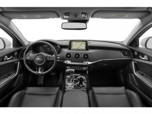 Used 2018 Kia Stinger Premium image 5