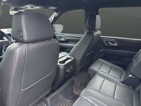 Used 2023 Chevrolet Suburban LT image 26