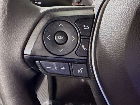 Used 2021 Toyota Corolla SE FWD image 14