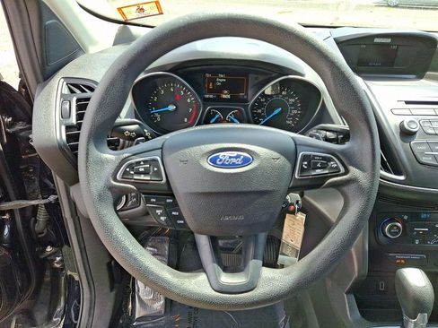 Used 2017 Ford Escape SE FWD image 26